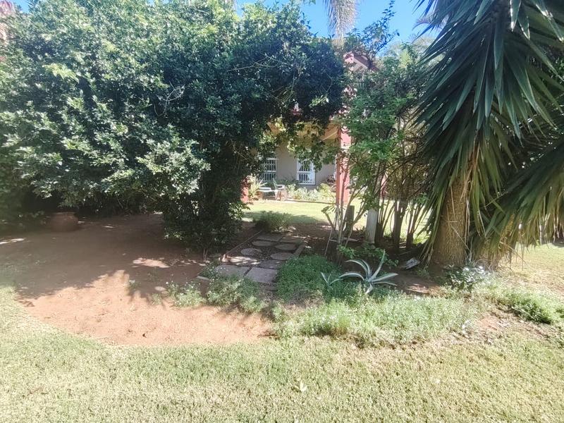 4 Bedroom Property for Sale in Wavecrest Eastern Cape